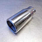 2,5" in with  3" straight tail pipe