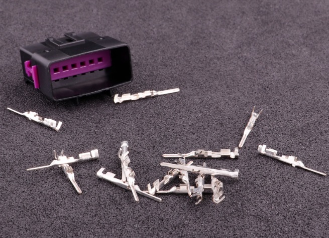 Connector 16-pin Delphi GT150