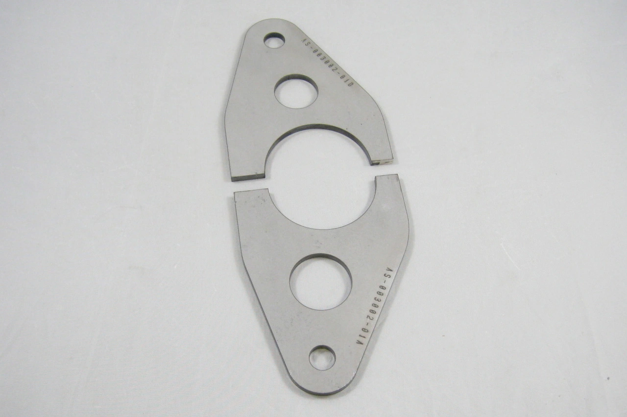 Support bar reinforcement brackets Volvo 740 / 940.