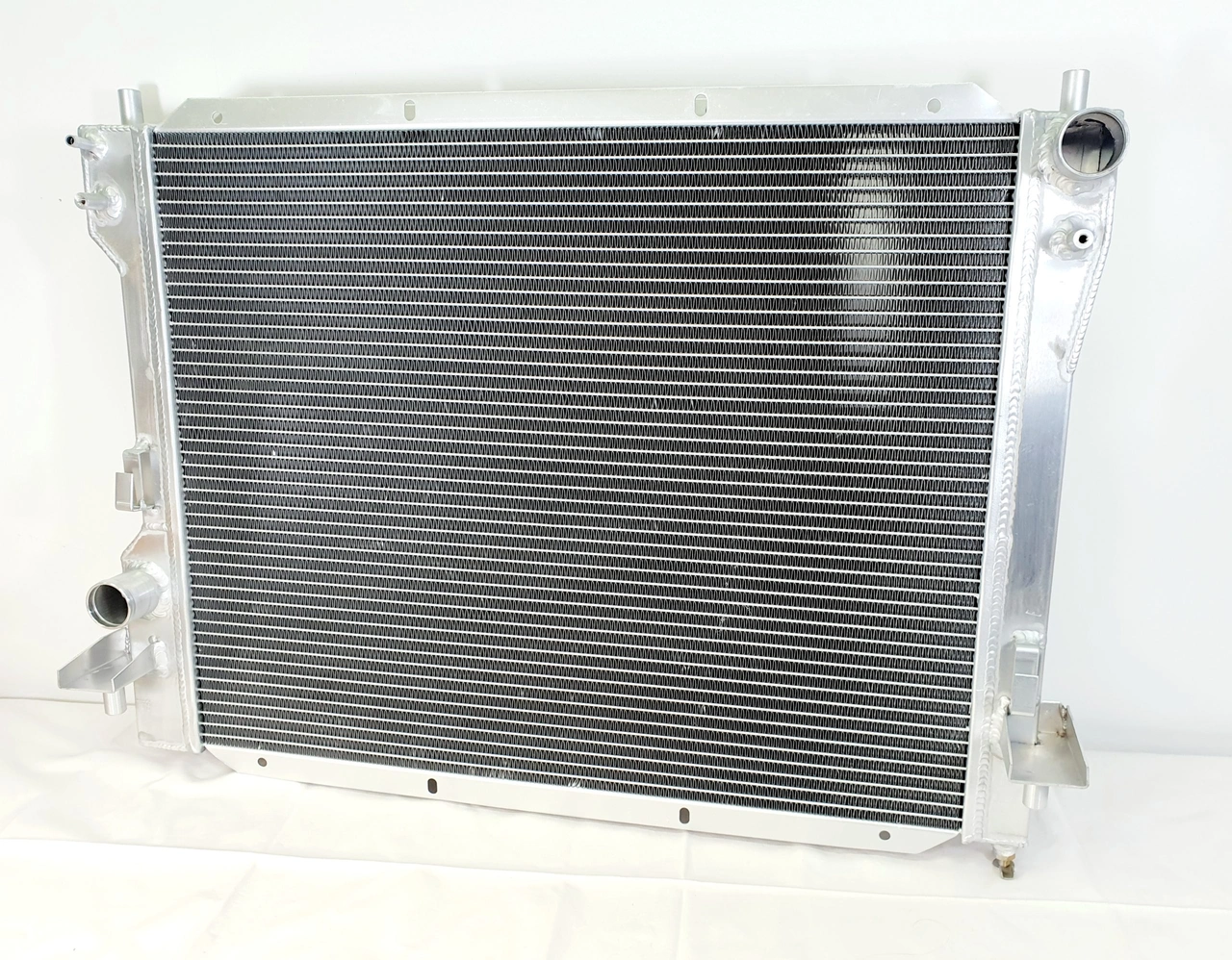 Radiator Ford Mustang 05-14