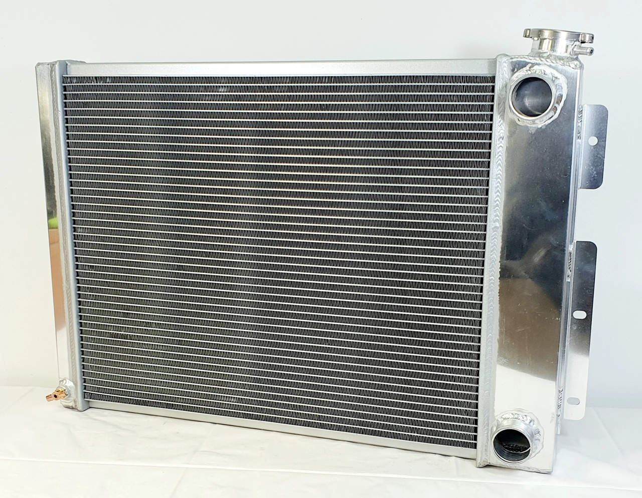 Radiator Chevrolet Camaro, Pontiac Firebird - LS Swap