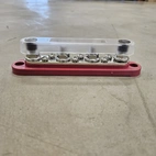 Zacisk kablowy 4x M8 / 6x M4 czerwony/czarny